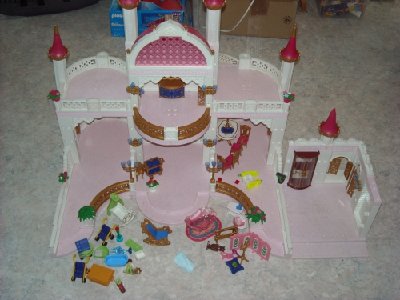 Schloss_klein.jpg (189.75 KiB) 634 mal betrachtet Schloss_klein.jpg