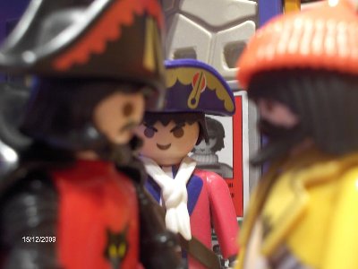 HPIM3191.JPG (202.51 KiB) 1824 mal betrachtet &quot;Keine Sorge Herr König. Der Maat Sebastian Offiss wird Ihnen das schon in unserem Buch der seefahrenden Geräte, Boote und Schiffe nachweisen. Aber sehen Sie selbst! - M S Offiss, öffnen Sie das Buch!&quot;