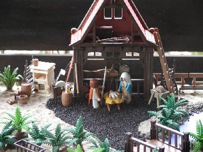 08-Tischplatte-Detail-Krippe.jpg