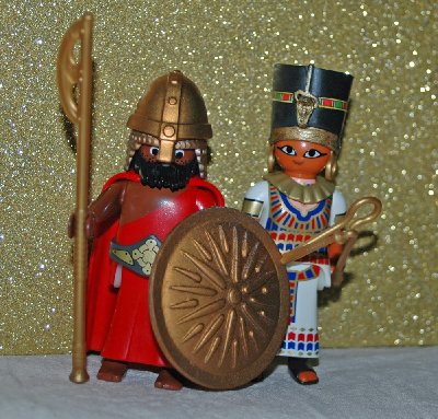 Wichtelgeschenk 2009 2a.jpg (422.26 KiB) 1491 mal betrachtet Passen gut zusammen...