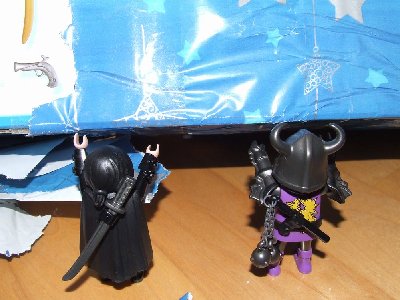 DSCF1055.JPG (98.46 KiB) 1339 mal betrachtet Voooorsiiiicht!!!!!<br />Paket fäääällt!!!<br />........ Krawumm!!!