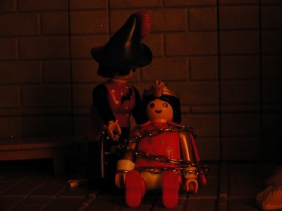 78 Gefaengnis Hilft hoch.jpg (67.79 KiB) 510 mal betrachtet 78 Gefaengnis Hilft hoch.jpg