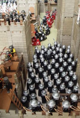 Mantel2010_07.jpg (50.13 KiB) 1602 mal betrachtet Mantel2010_07.jpg