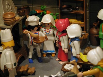 23-Burgkueche Detail Koch.jpg (168.07 KiB) 963 mal betrachtet 23-Burgkueche Detail Koch.jpg