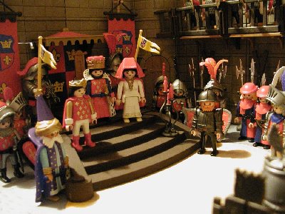 34-Thronsaal Kronenburger warten.jpg (192.63 KiB) 966 mal betrachtet 34-Thronsaal Kronenburger warten.jpg