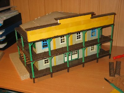 Bank059.jpg (99.14 KiB) 1451 mal betrachtet front mit dach