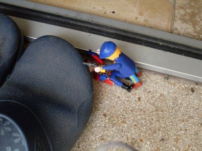 z7.jpg (111.05 KiB) 1199 mal betrachtet &quot; Ich fasss es nicht, du..... hasst di sachen vergessen?Ich geh dir and die Gurgel!&quot;<br />He, grggglll, war erin scherz, ich hab sie doch!&quot;