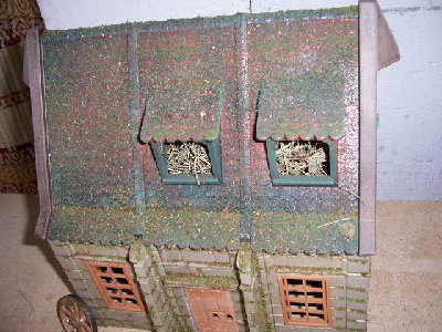 100_4352.jpg (180.97 KiB) 4140 mal betrachtet Altes Bauernhaus mit Moos bewachsen.