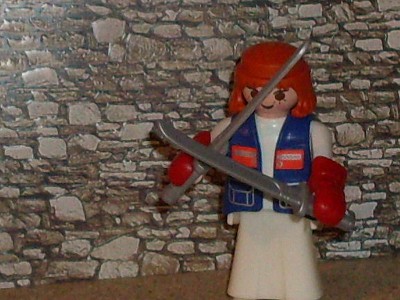 n.jpg (114.62 KiB) 2460 mal betrachtet Name: Shelly<br />Beruf: Second Fighter Team Blue Cross One<br />Nationalität: Neuseeländerin<br />Codename: Pedicoat