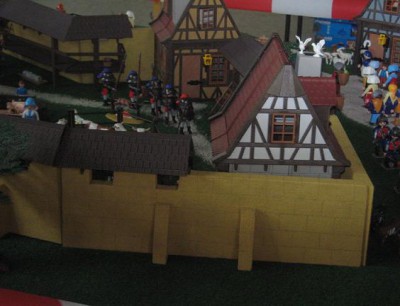 Playmobil Mantel 2011.jpg