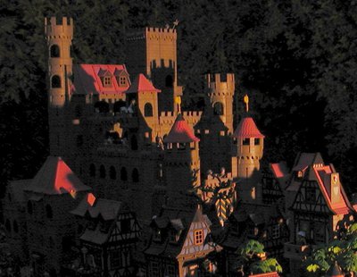 105 Sie erreichten die Stadt.jpg