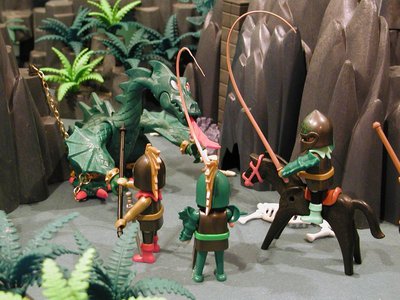 163 peitschen Drachen zurueck.jpg