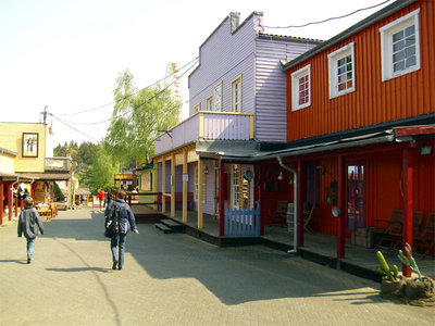 002.jpg