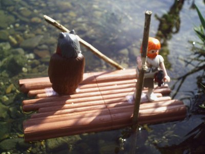72.jpg (69.9 KiB) 1980 mal betrachtet Keine Paddel, sondern Holzstangen um sich abzustossen.