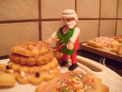 DSCI0132.JPG (182.67 KiB) 1443 mal betrachtet Ein kleines Törtchen habe ich auch gebacken.