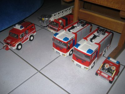IMG_4665.JPG (57.06 KiB) 2417 mal betrachtet Eines Donnerstags in einer mittelgroßen Stadt…<br />Die Feuerwache der Berufsfeuerwehr: