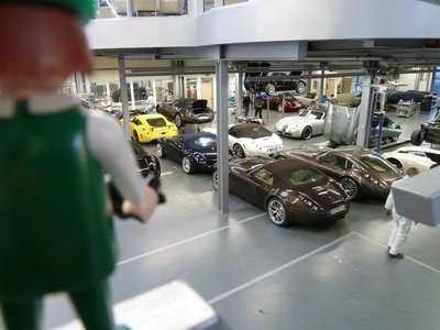 Wiesmann-4-service.jpg