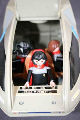 shuttle-01.jpg