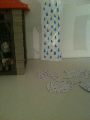 IMG_1977.JPG (161.12 KiB) 1486 mal betrachtet Ausgerechnet an meinem freien Tag muss es jetzt anfangen zu schiffen! Gott sei Dank ist das Türmchen fertig und das Dach dicht...