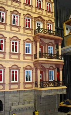 8_Haus_Balkon1.JPG