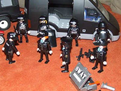 swat2.JPG (78.67 KiB) 2067 mal betrachtet swat2.JPG