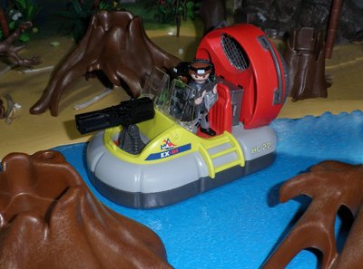 Hoovercraft2.jpg (130.41 KiB) 926 mal betrachtet Hoovercraft2.jpg