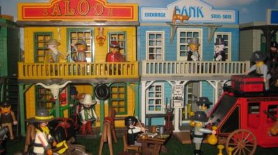 Saloob und Bank.JPG