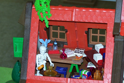 mantel.2012.02.jpg