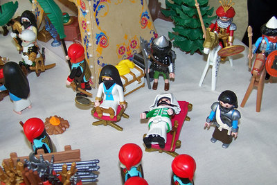 mantel.2012.28.jpg