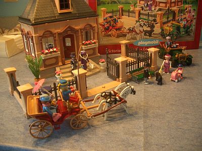Playmobil July 2012 021.jpg