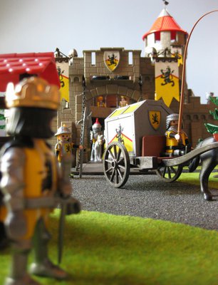 diorama mit zugbrücke.JPG