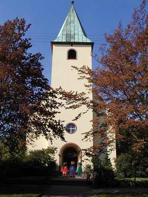 Dorftour03 Prot Kirche.jpg