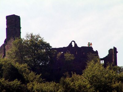 Burgtour Burg Hohenecken 1.JPG