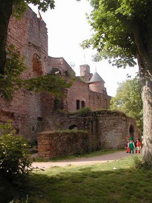 Burgtour Burg Nanstein1.JPG