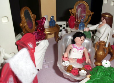 esther_harem_bad.jpg