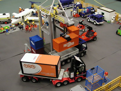 Cargo2.JPG