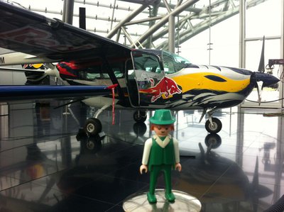 hangar6.jpg