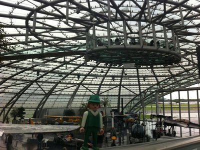 hangar16.jpg