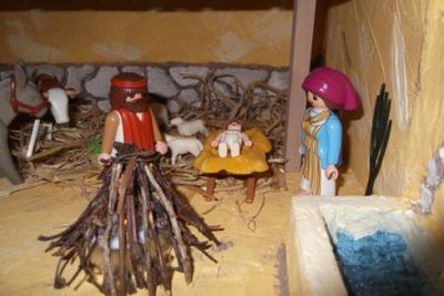 Krippe_mit_Jesuskind.jpg