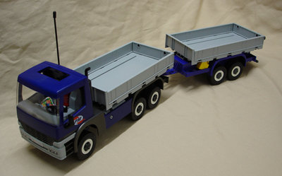 3_LKW_BLAU.JPG