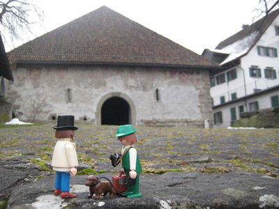 See1.jpg