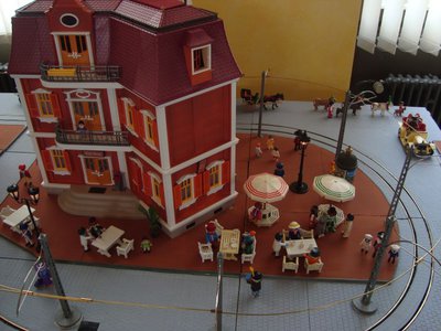 Bahnfhofsvorplatz 10.jpg