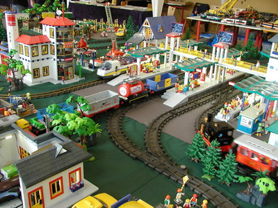 02 Bahnhof02.JPG (385.54 KiB) 2004 mal betrachtet 02 Bahnhof02.JPG