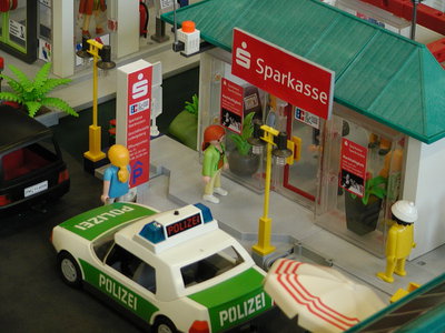 03 Sparkasse 03 Eingang.JPG (281.47 KiB) 2003 mal betrachtet 03 Sparkasse 03 Eingang.JPG