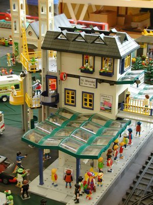 02 Bahnhof014.JPG (154.51 KiB) 1684 mal betrachtet 02 Bahnhof014.JPG