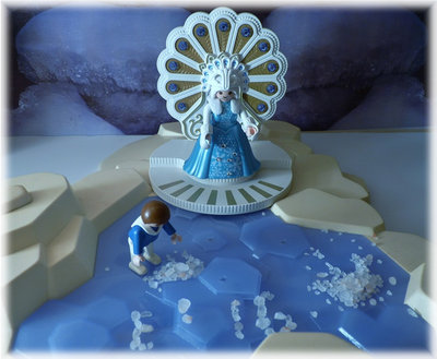 Fredeswind-Schneekoenigin.jpg (196.22 KiB) 7230 mal betrachtet Fredeswind-Schneekoenigin.jpg