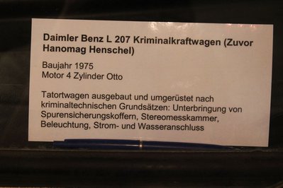 Beschreibung Polizeiauto.JPG