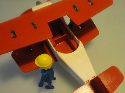 Flugzeug 2.jpg (164.42 KiB) 2621 mal betrachtet Flugzeug 2.jpg