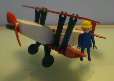 Flugzeug 1.jpg (152.55 KiB) 2685 mal betrachtet Flugzeug 1.jpg