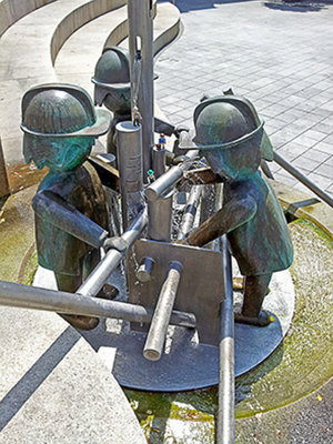 11 a PMBrunnen.jpg